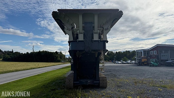 Metso Lokotrack LT106 mobilt knuseverk – CAT C7 – 7.691 motortimer 6 of 30