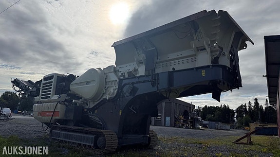 Metso Lokotrack LT106 mobilt knuseverk – CAT C7 – 7.691 motortimer 7 of 30
