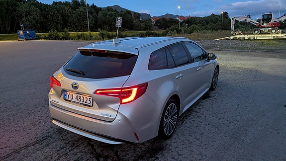 Toyota Corolla 4 of 5