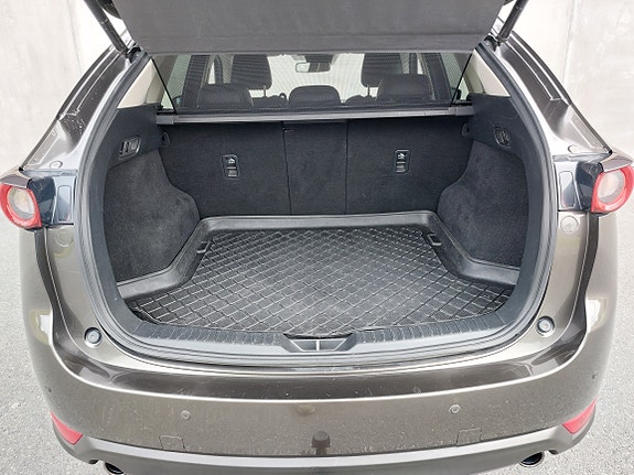 Mazda CX-5 9 of 18