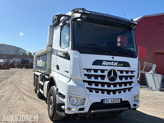 Mercedes-Benz Arocs 3 of 5