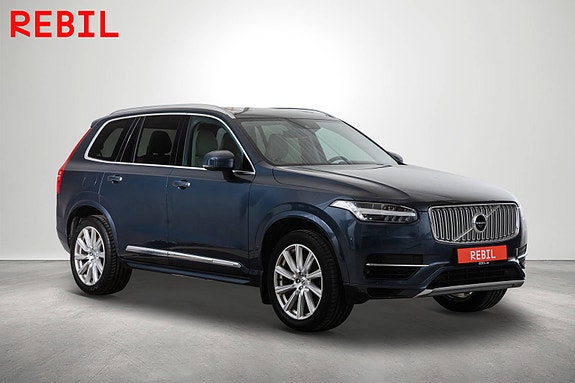 Volvo XC90 4 of 5
