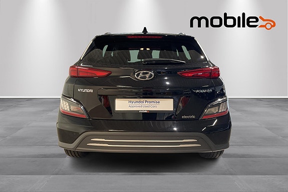 Hyundai Kona 4 of 5
