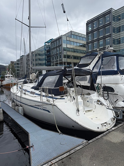 Bavaria 38 Cruiser – rimelig og sentral bomulighet i Bergen 2 of 17