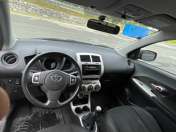 Toyota Urban Cruiser 19 of 30