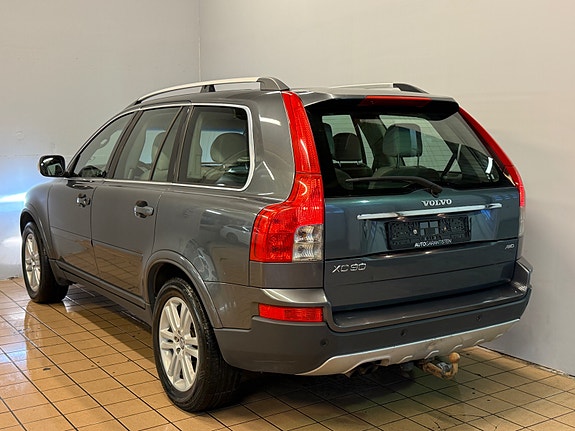 Volvo XC90 9 of 29