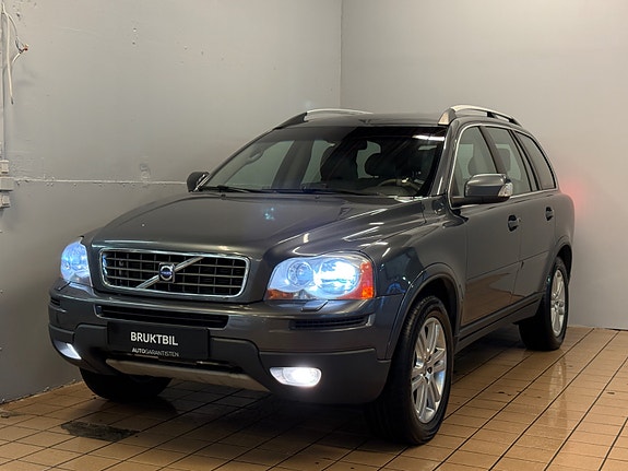 Volvo XC90 6 of 29