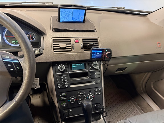 Volvo XC90 23 of 29