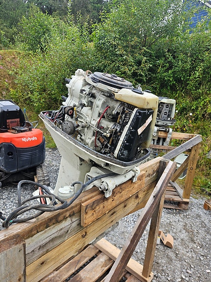 Suzuki DT65 DT75 DT85 2 of 5