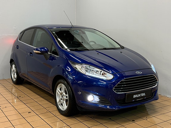 Ford Fiesta 3 of 5