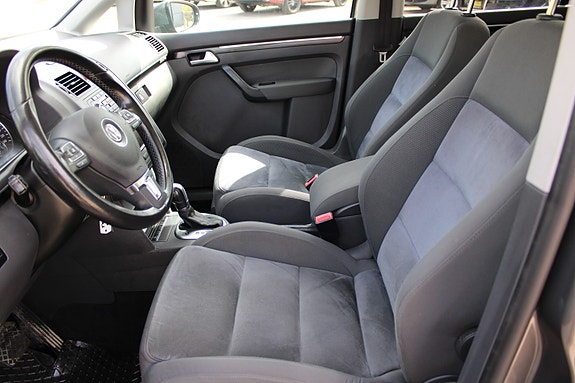 Volkswagen Touran 11 of 30