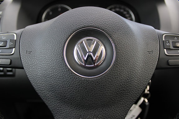 Volkswagen Touran 19 of 30
