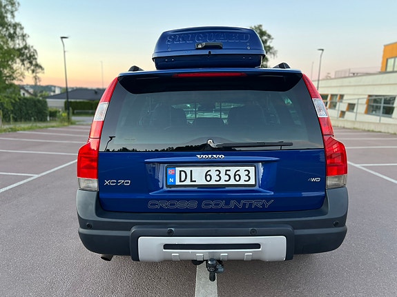Volvo XC70 5 of 5