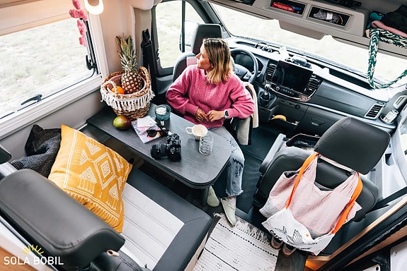 Sunlight Cliff 590 4x4 Green Trek - HENGERFESTE | FIREHJULSTREKK | TRUMA COMBI 6E Bi-xenon 17 of 30