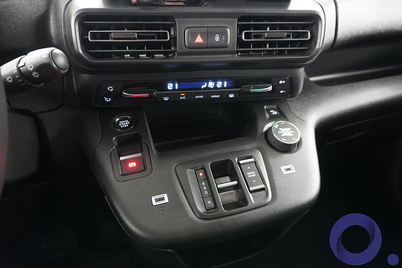 Peugeot Partner 18 of 28