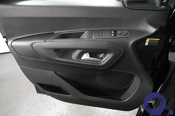 Peugeot Partner 19 of 28