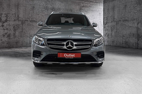 Mercedes-Benz GLC350 e 3 of 15