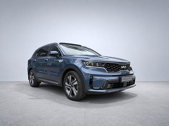 Kia Sorento 3 of 5
