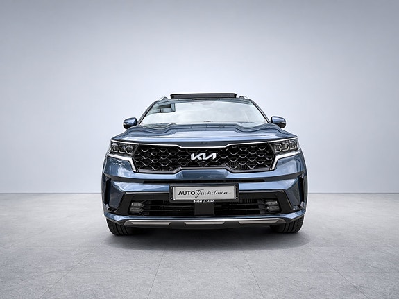 Kia Sorento 2 of 5