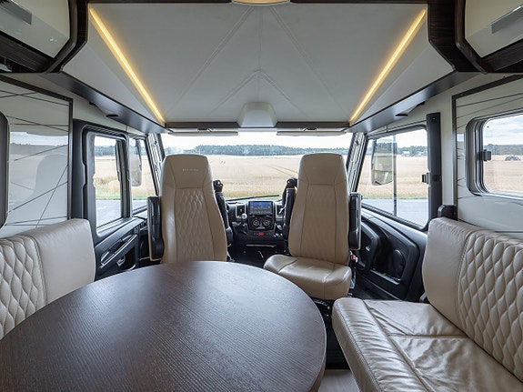 Bürstner B I840 Elegance | HYDR. STØTTEBEN | LITIUMBATTERI | SOLCELLE | HENGERFESTE 30 of 30