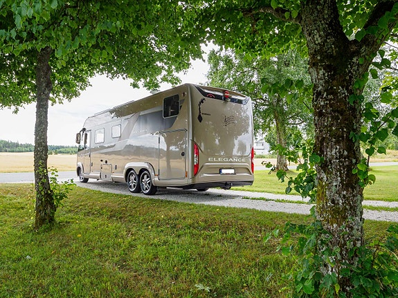 Bürstner B I840 Elegance | HYDR. STØTTEBEN | LITIUMBATTERI | SOLCELLE | HENGERFESTE 6 of 30