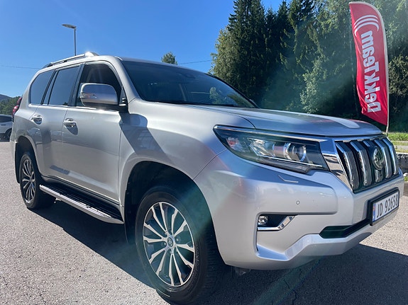 Toyota Land Cruiser 4 of 18