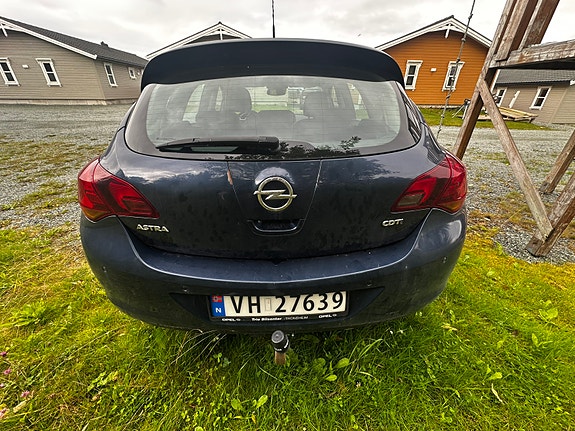 Opel Astra 4 of 5