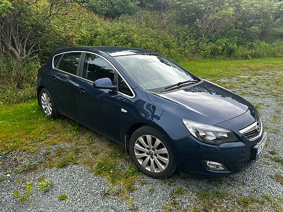 Opel Astra 3 of 5