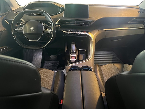 Peugeot 5008 9 of 22