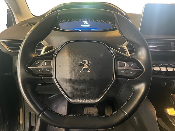 Peugeot 5008 10 of 22