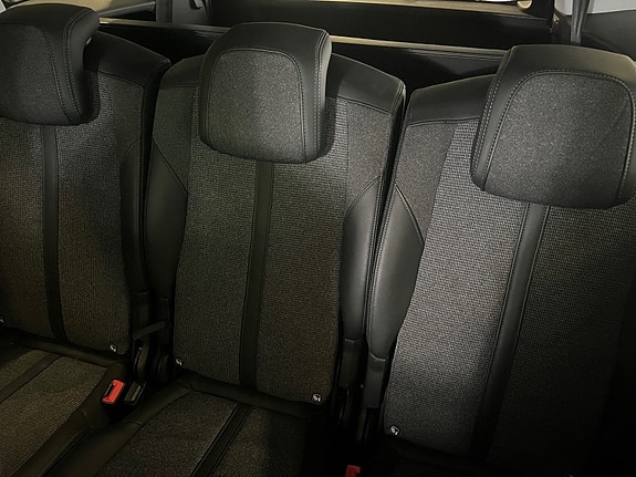 Peugeot 5008 21 of 22