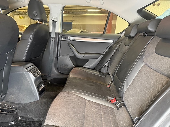 Skoda Octavia 26 of 30