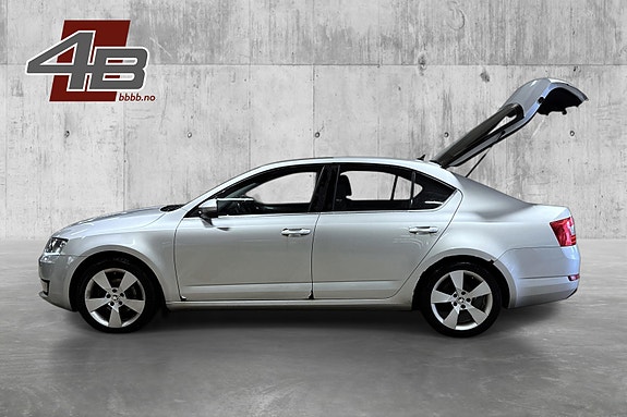 Skoda Octavia 8 of 30