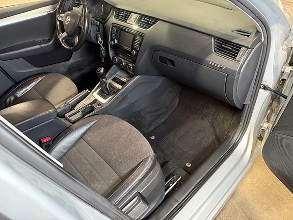 Skoda Octavia 28 of 30