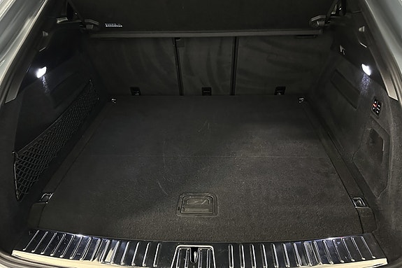 Porsche Cayenne Coupe 21 of 21