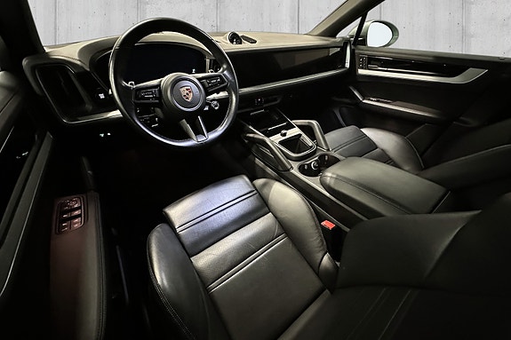 Porsche Cayenne Coupe 9 of 21