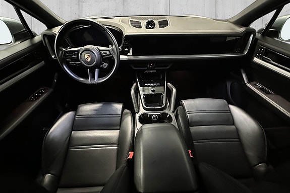 Porsche Cayenne Coupe 10 of 21