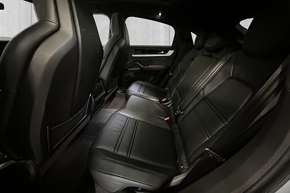 Porsche Cayenne Coupe 11 of 21