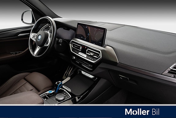 BMW iX3 26 of 29