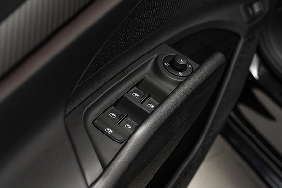 Skoda Enyaq 24 of 30