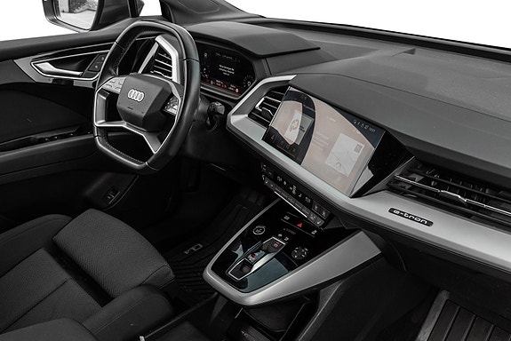 Audi Q4 e-tron 26 of 27