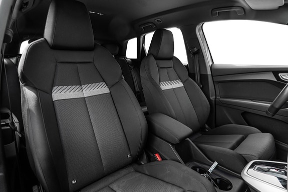 Audi Q4 e-tron 25 of 27