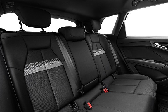 Audi Q4 e-tron 24 of 27