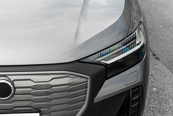 Audi Q4 e-tron 2 of 5