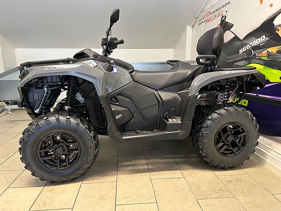 Can-Am Outlander 500 Max DPS 2 of 5