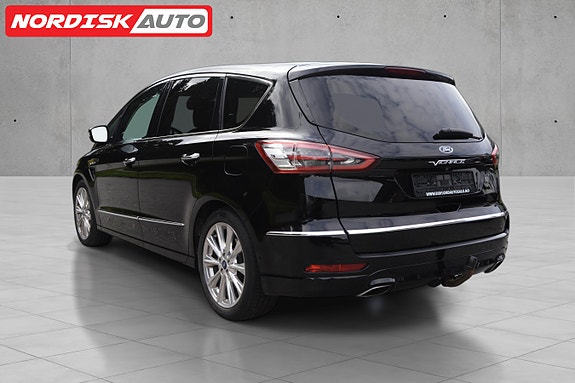 Ford S-MAX 3 of 5
