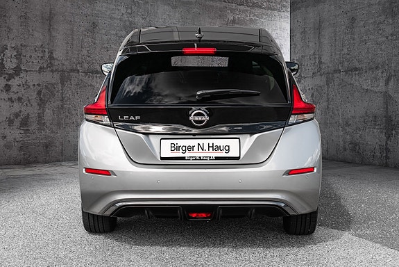 Nissan Leaf 5 of 5