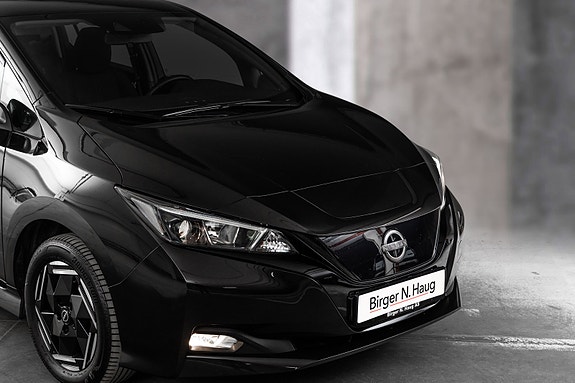 Nissan Leaf 2 of 5