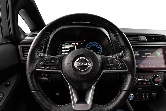 Nissan Leaf 10 of 24