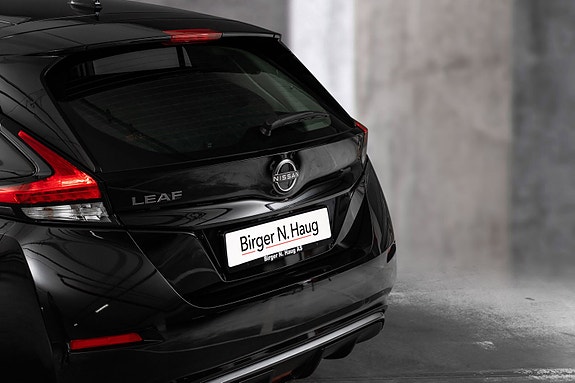 Nissan Leaf 6 of 24